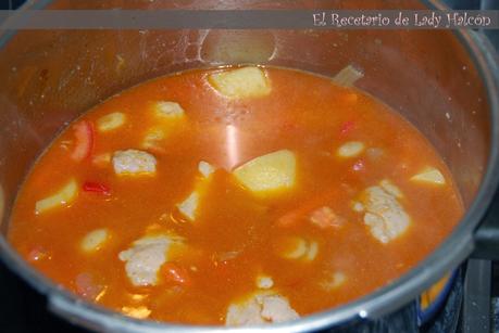 Caldereta de magro de cerdo y chorizo