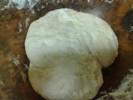 Coca de sardinas en aceite