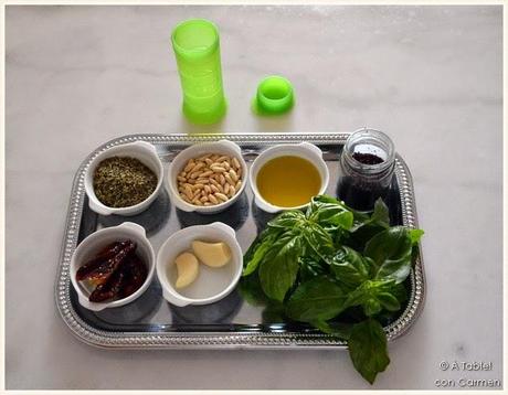 Tostas de Feta con Pesto Rojo y Verde