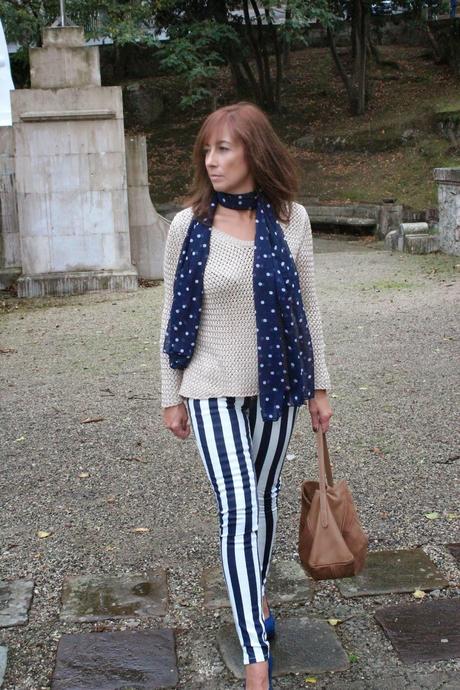 MIS LOOKS - RAYAS Y LUNARES