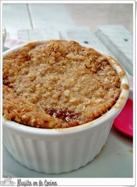 Crumble manzana, melocoton y nocilla de almendra