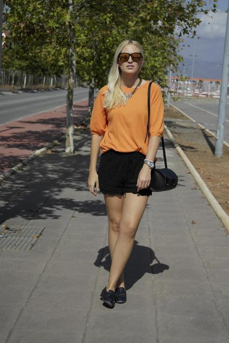 CLASSY PEARLS CLASSY PEARLS