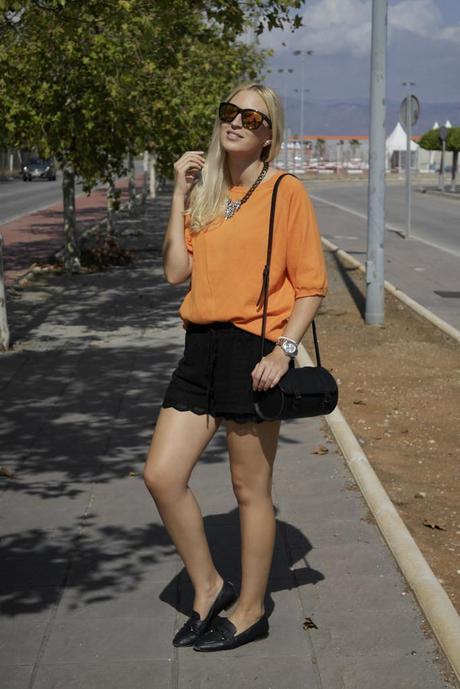 CLASSY PEARLS CLASSY PEARLS