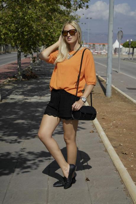 CLASSY PEARLS CLASSY PEARLS