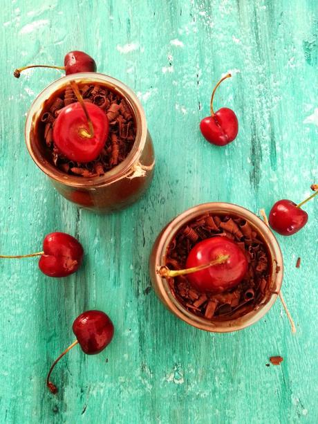 MOUSSE DE CHOCOLATE VEGANO CON AGUACATE