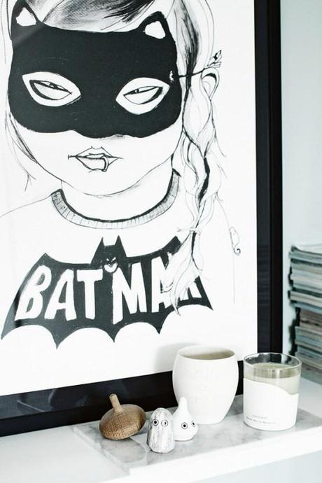 Estilo nórdico en tonos suaves viviendas danesas decoración paredes hogar colores pálidos paredes azul claro mobiliario clásico de diseño estilo nórdico escandinavo Estilo nórdico en tonos suaves estilo minimalista contraventanas madera blanca blog decoración nórdica