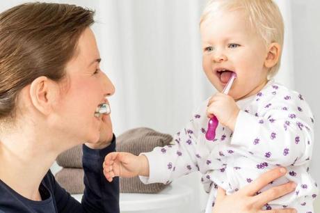 cepillado dientes mam