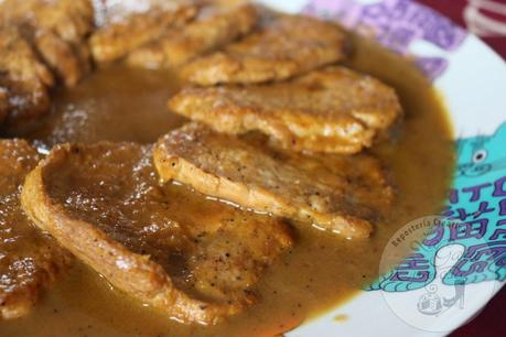 LOMO DE CERDO CON SALSA DE MANZANA