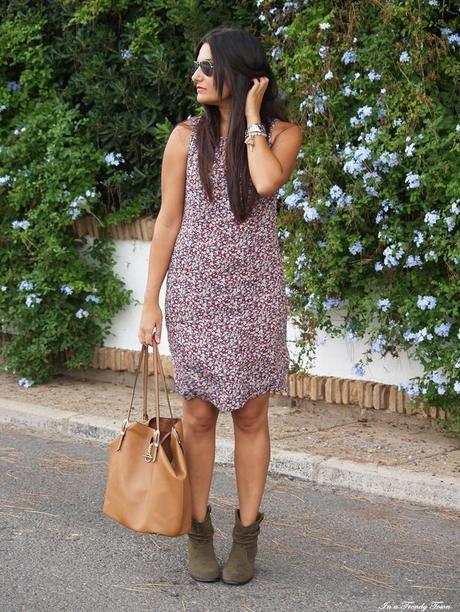 OUTFIT MINI FLOWERS