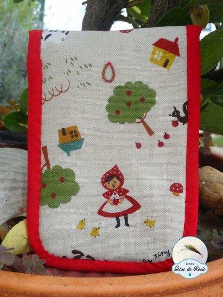 Lluvias, caperucita y el checo.