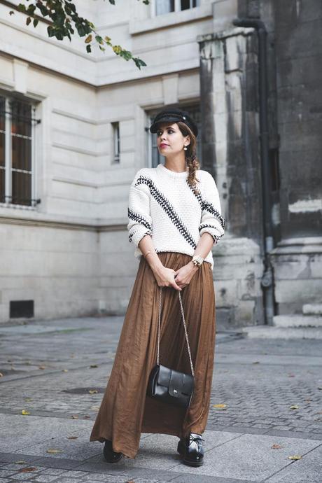Maxi_Skirt-Outfit-Cap-Knitwear-PFW-Street_Style-17