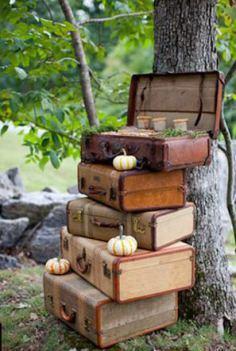 colores-de-boda-maletas-calabazas-halloween Inspiración de bodas con temática Halloween