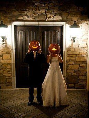Inspiración de bodas con temática Halloween colores-de-boda-novios-calabazas-halloween