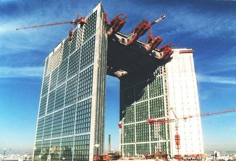 L’arche de la Defénse – J.V. Spreckelsen & P. Andreu PAR-110-L´ARCHE DE LA DÉFENSE-1