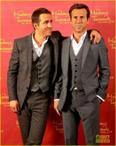 Ryan Reynolds Poses Side By Side With His Madame Tussauds Hollywood Wax Figure