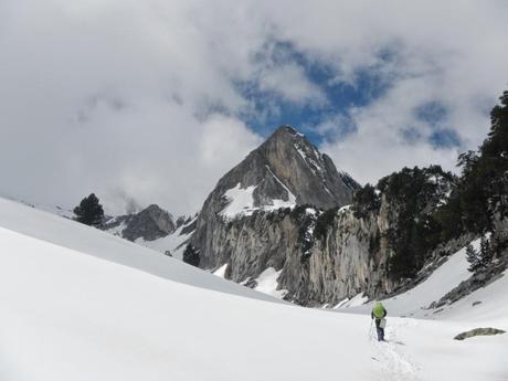 De los Llanos del Hospital al refugio de la Renclusa. Pirineo aragonés