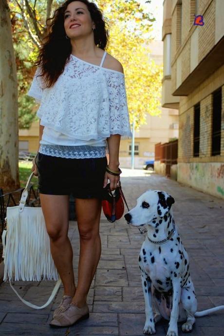 PaseoConLolita-WlakWhitLolita-PromenadeAvecLolita