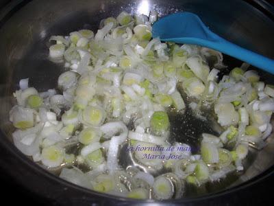 Habas fritas con huevo