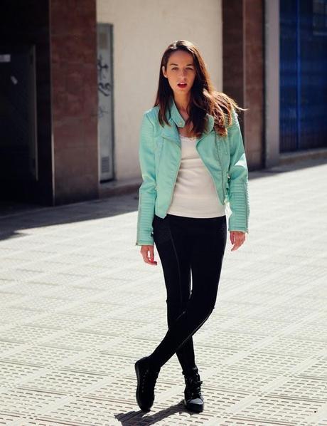 CAZADORA COLOR PASTEL