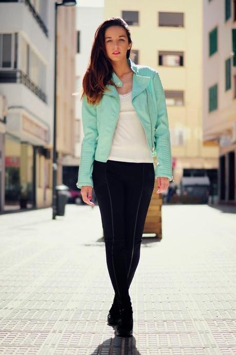 CAZADORA COLOR PASTEL