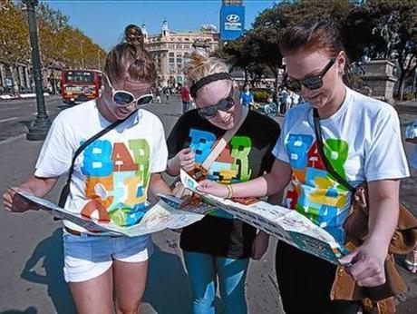 MIS VECINOS LOS TURISTAS