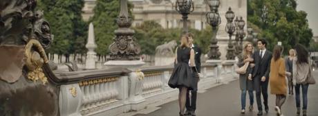 Destripando el nuevo  anuncio de Calzedonia, los looks de Julia Roberts