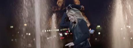 Destripando el nuevo  anuncio de Calzedonia, los looks de Julia Roberts