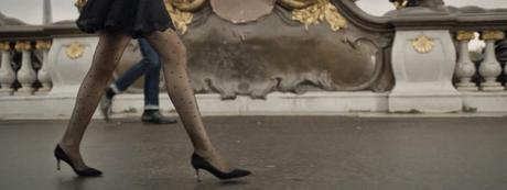 Destripando el nuevo  anuncio de Calzedonia, los looks de Julia Roberts