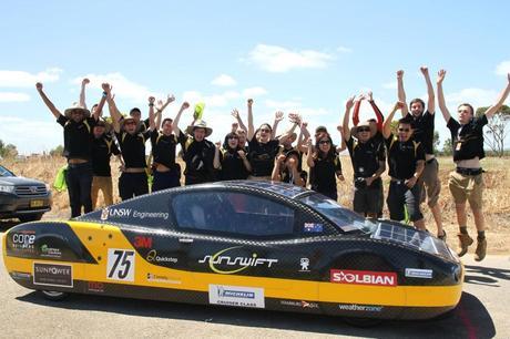 Sunswift la escudería de coches solares bate nuevo record mundial Sunswift