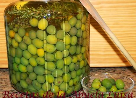 ACEITUNAS CASERAS ALIÑADAS CON HIERBAS