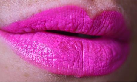 AVON Ultra Colour Bold: opinión y morritos // review and lips