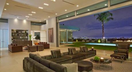 Villa de Vanguardia en Beverly Hills  /  Contemporary Villa in Beverly Hills