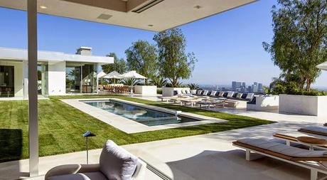 Villa de Vanguardia en Beverly Hills  /  Contemporary Villa in Beverly Hills
