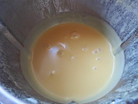 Cañas o conos de hojaldre rellenos