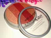 Consigue rostro radiante Mega Illuminating Powder Wild