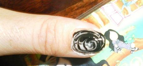 manicura espiral, spiral nails, nails, spiral manicure