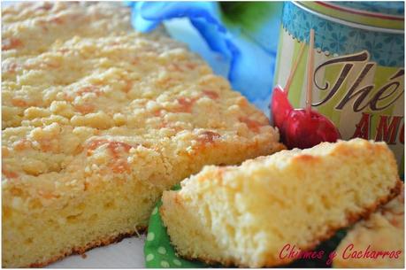 Pastel de yogur griego al limón