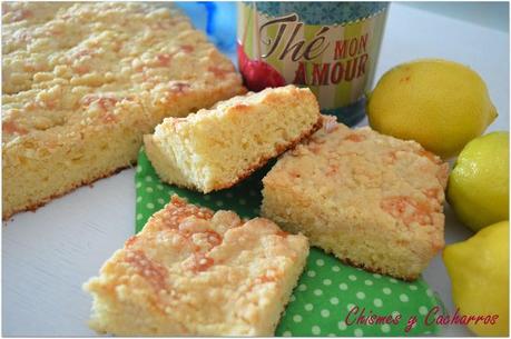 Pastel de yogur griego al limón