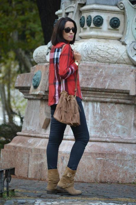 Look: Cuadros + camel