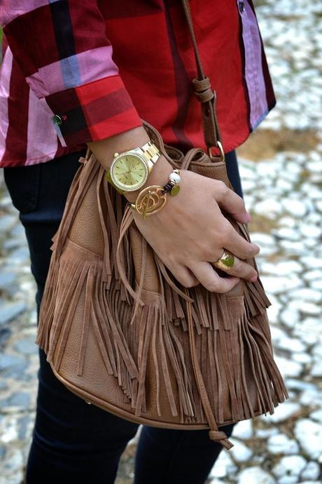 Look: Cuadros + camel
