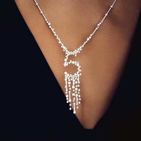 Iconic #Chanel N•5 Video: http://ift.tt/1zcyOSD #moda #Fashion #style #beauty #belleza #perfume #estilo #lookandfashion #instafashion #jj #ootd #Aloastyle @GiseleBundchen @ChanelOfficial