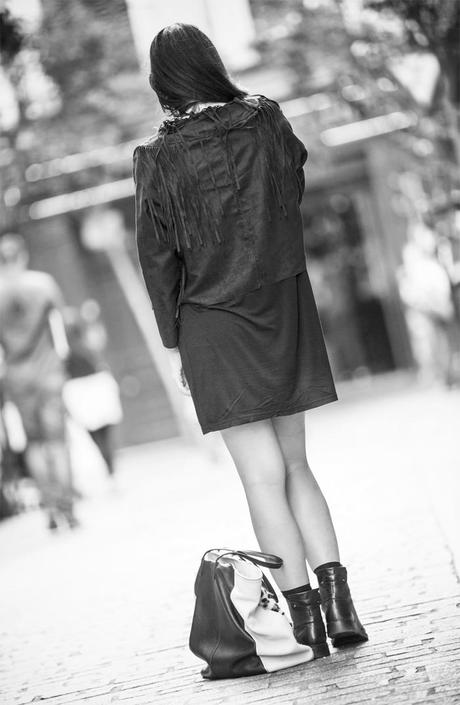 street style barbara crespo black and white B&N outfit personalizing fashion blogger outfit blog de moda