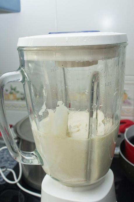 Postre de papaya, galleta y mascarpone y premio Dardos