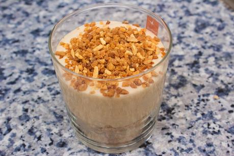 Postre de papaya, galleta y mascarpone y premio Dardos