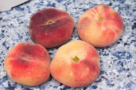Postre de papaya, galleta y mascarpone y premio Dardos