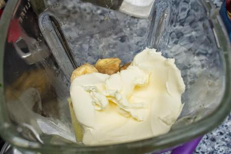 Postre de papaya, galleta y mascarpone y premio Dardos