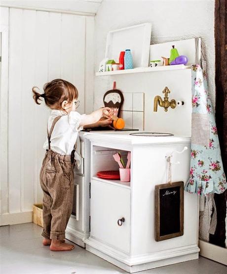 UNA MANSIÓN CON ESTILO Y UNA HABITANTE MINI...