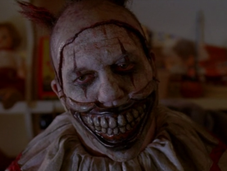 Review 'American Horror Story' 5x02: masca masacre