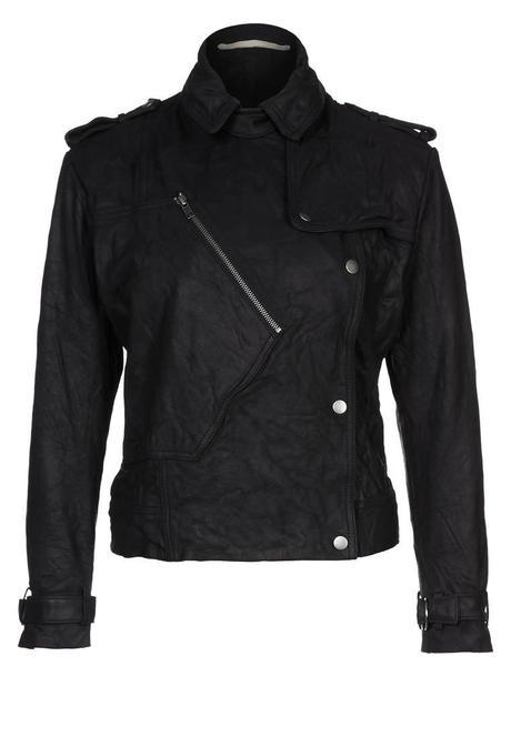 eN qUE iNVERTIMOS... sECUENCIA uNO