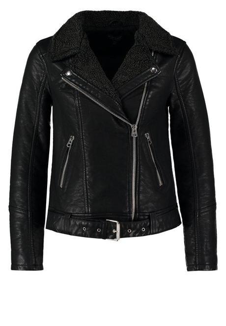 eN qUE iNVERTIMOS... sECUENCIA uNO